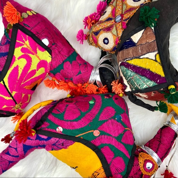 VINTAGE Authentic Handmade Fabric Art Ox Bull Decorative Animal India Global - Picture 4 of 5